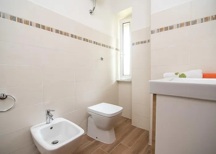 Bed and breakfast Degli Oleandri 2*